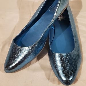 Disney Parks Flats size 8